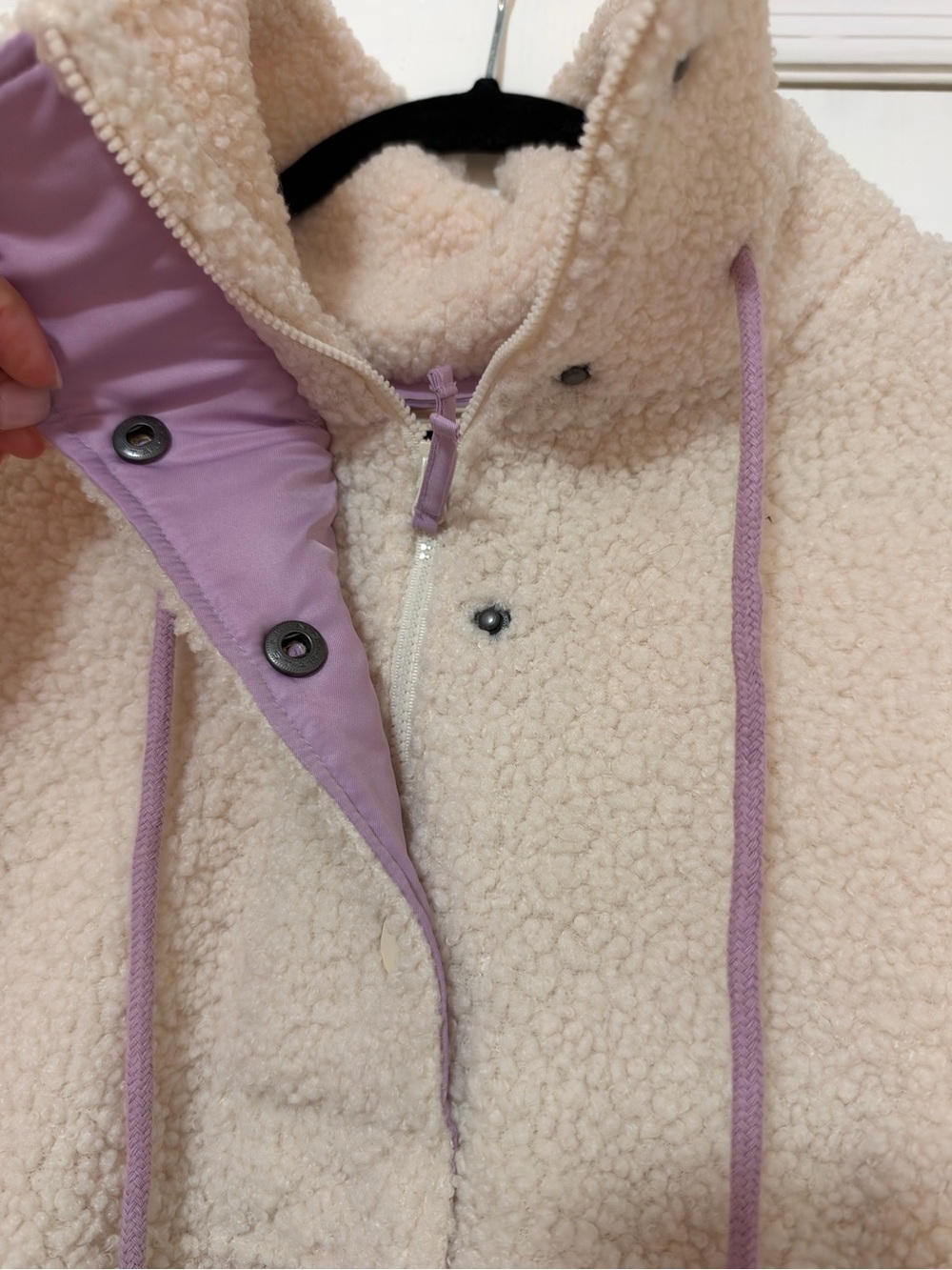 Universal Thread Sherpa Cream Cropped Jacket - Size Large - Picture 2 of 4